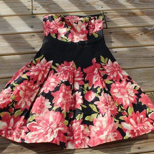 Speechless Strapless Floral Dress